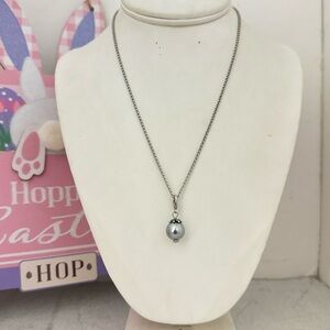 DENKAYS STATEMENT NECKLACE